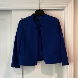 Ann Taylor cropped Tuxedo Jacket Size 10P